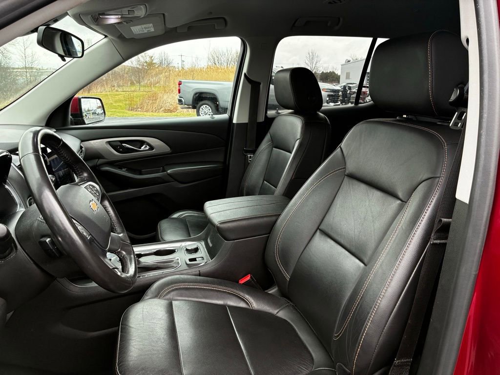 Used 2020 Chevrolet Traverse LT w/ LPO, Floor Liner Package image 31