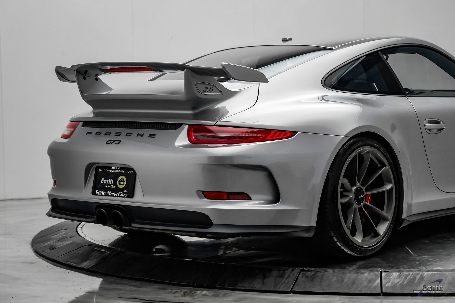 Used 2015 Porsche 911 GT3 RWD image 19