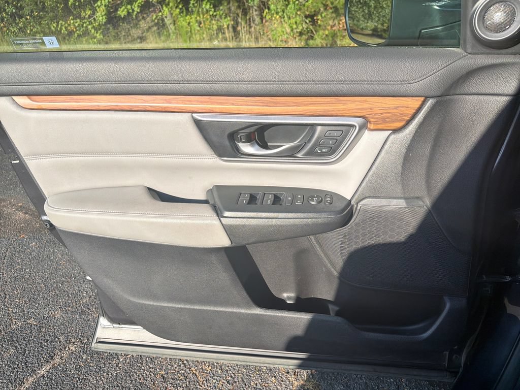 Used 2017 Honda CR-V EX-L image 11