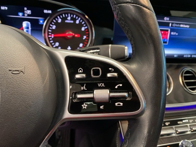 Used 2019 Mercedes-Benz E 300 4MATIC image 17