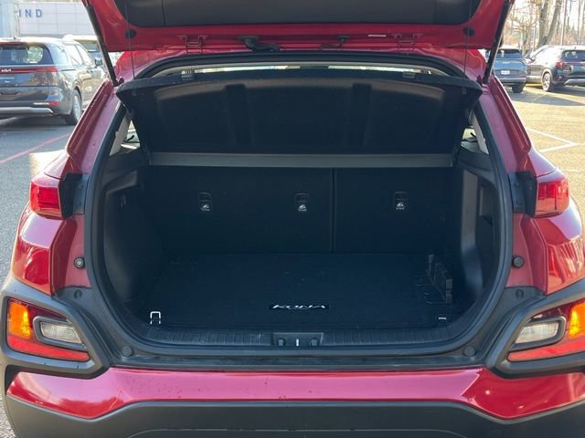 Used 2021 Hyundai Kona SEL w/ Cargo Package image 7