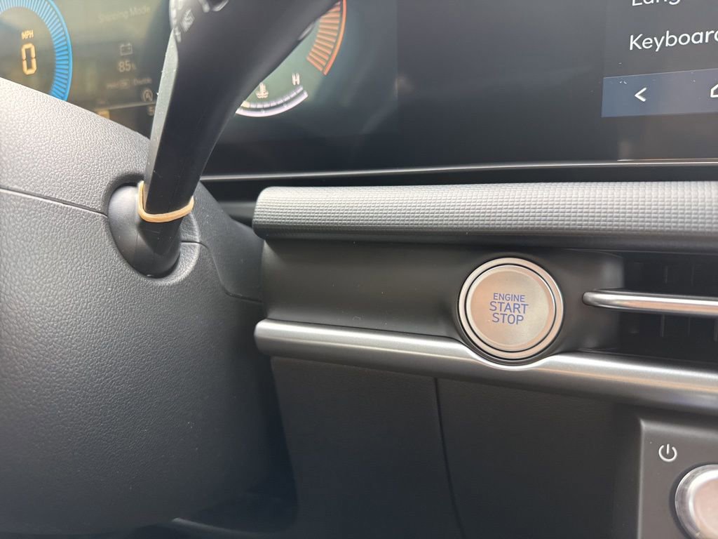 New 2026 Hyundai Tucson SE image 35