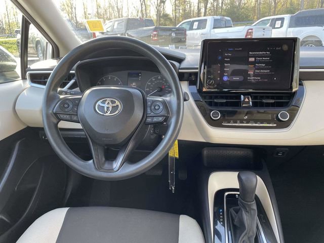 Used 2024 Toyota Corolla LE image 14