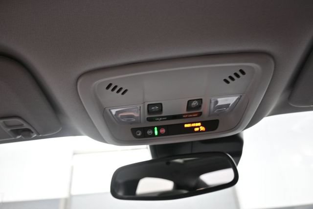 Used 2022 Chevrolet Malibu Premier FWD image 12