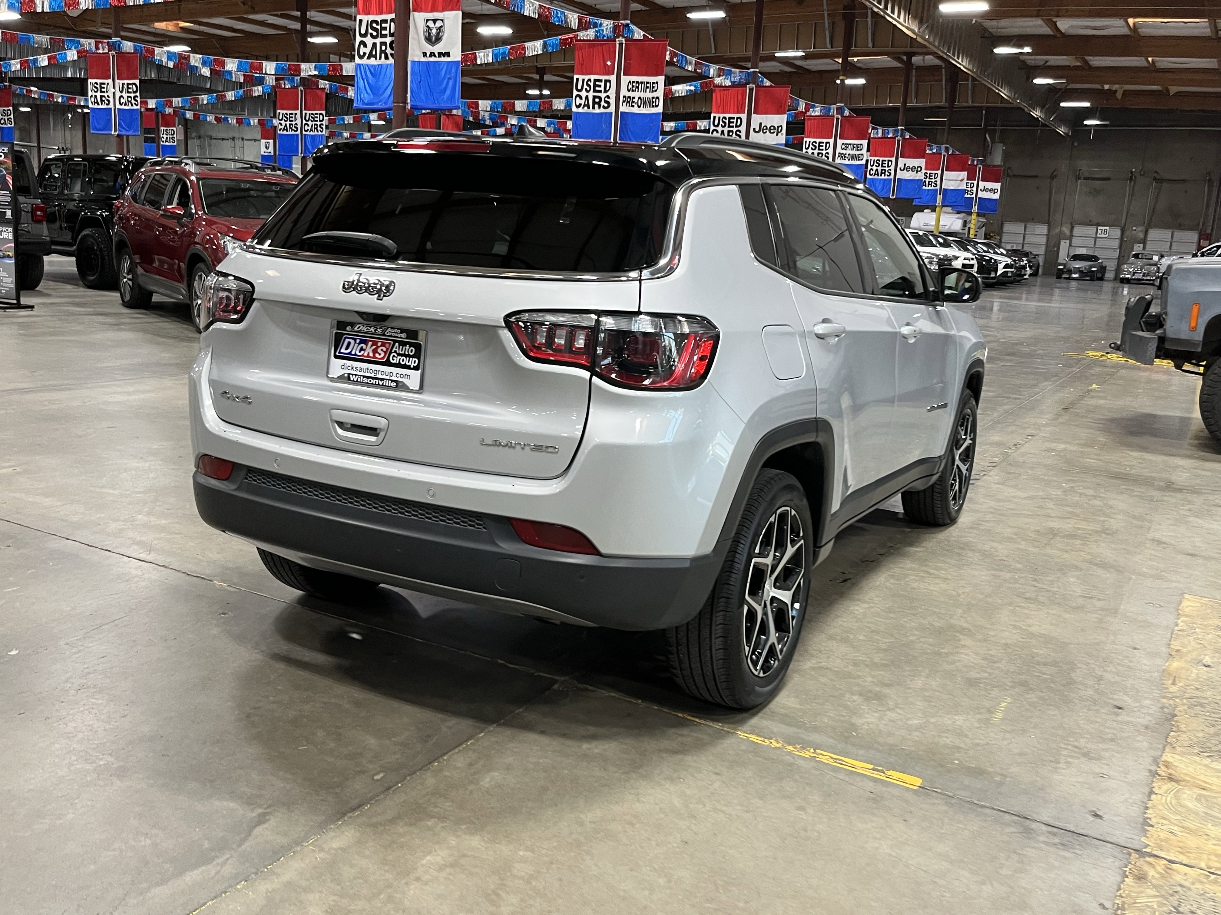 Certified 2024 Jeep Compass Limited image 5