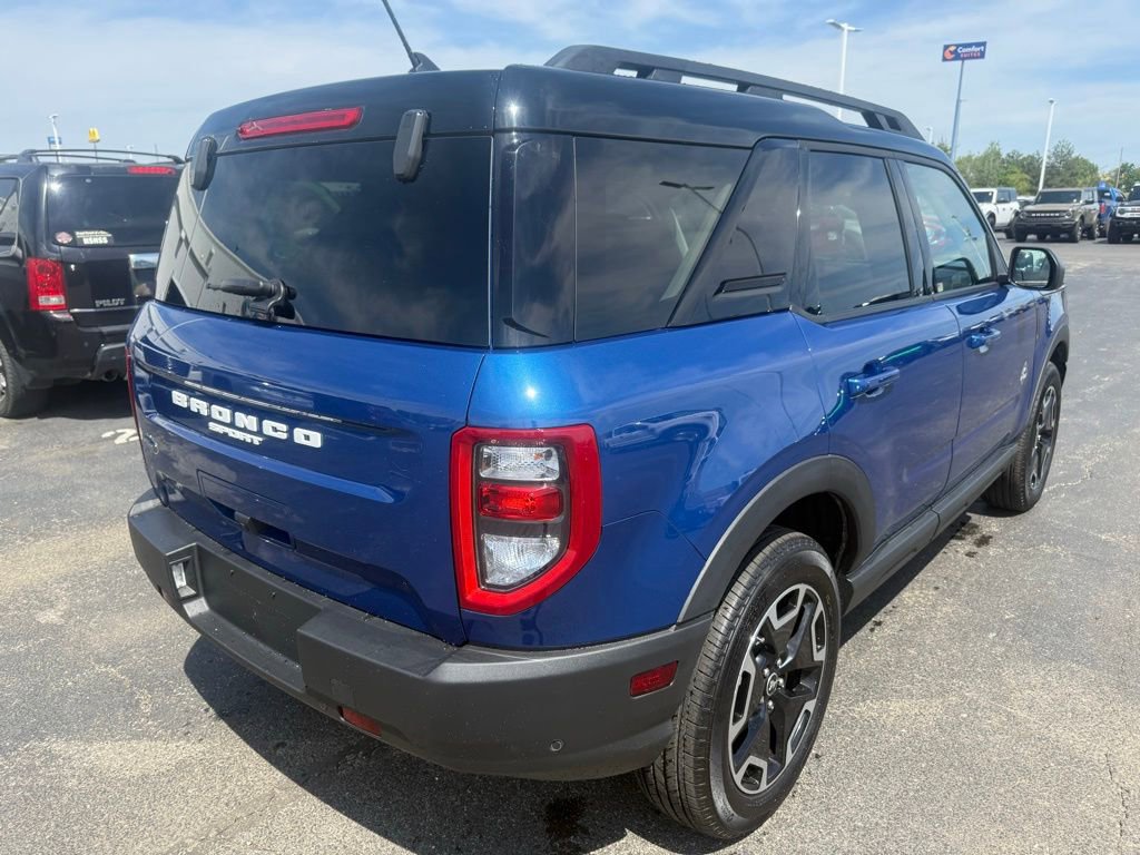 Used 2024 Ford Bronco Sport Outer Banks w/ Tech Package AWD/4WD image 3