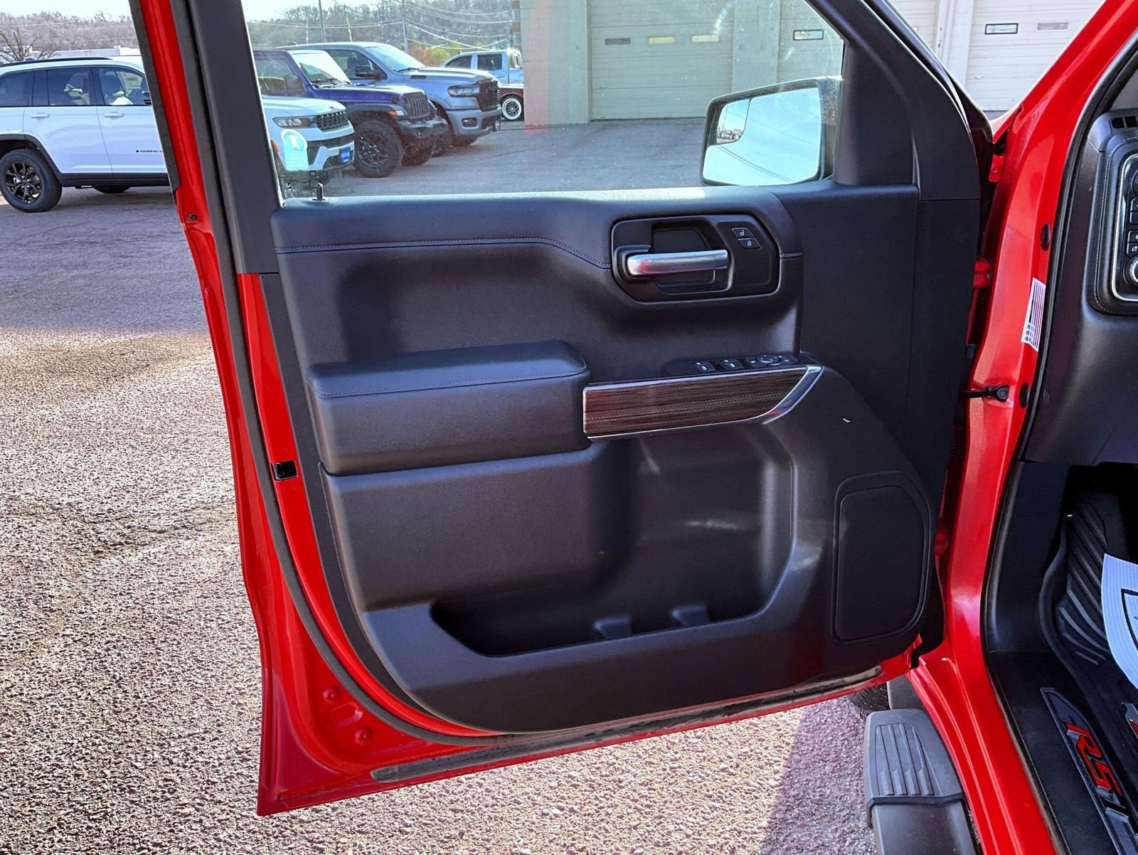 Used 2020 Chevrolet Silverado 1500 RST image 10