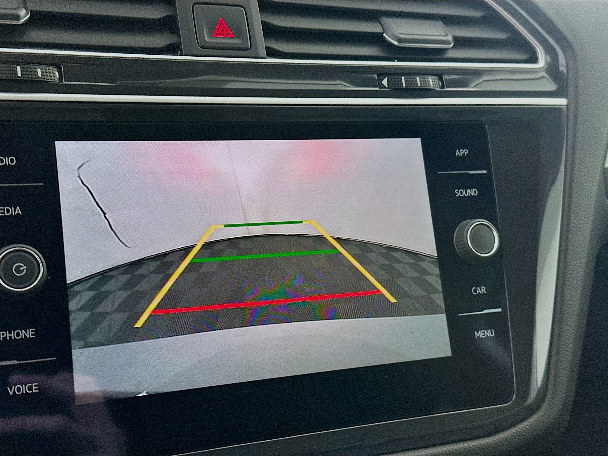 Used 2024 Volkswagen Tiguan SE image 22