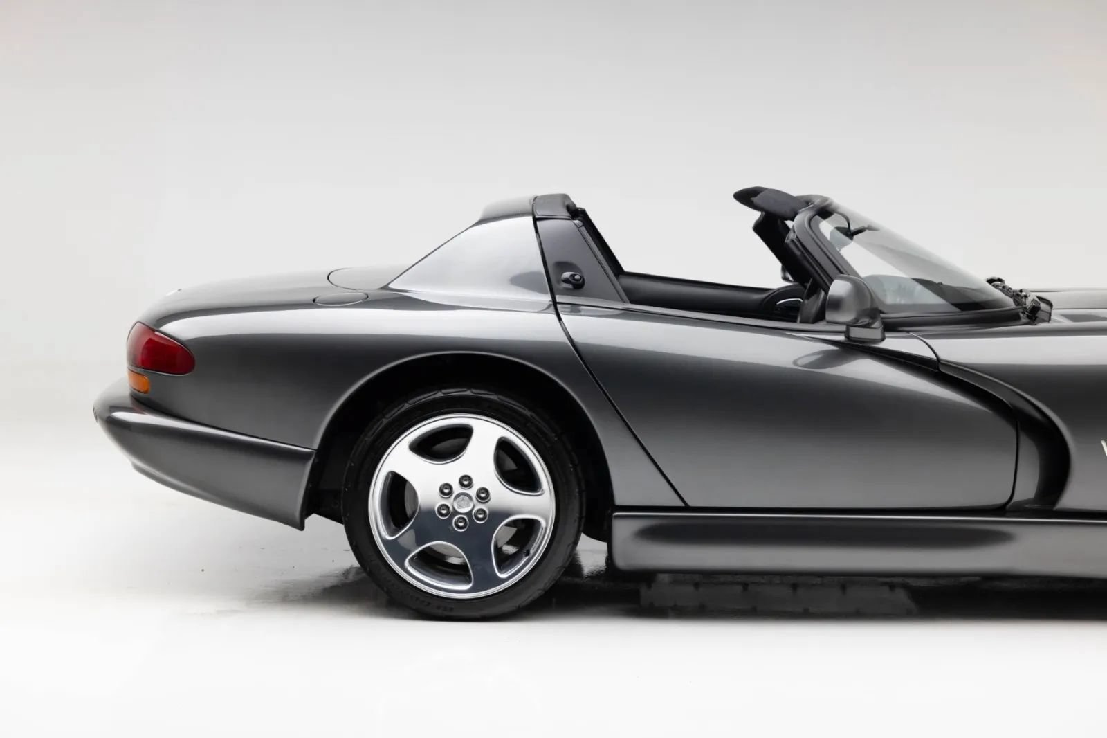 Used 2002 Dodge Viper RT/10 RWD image 40