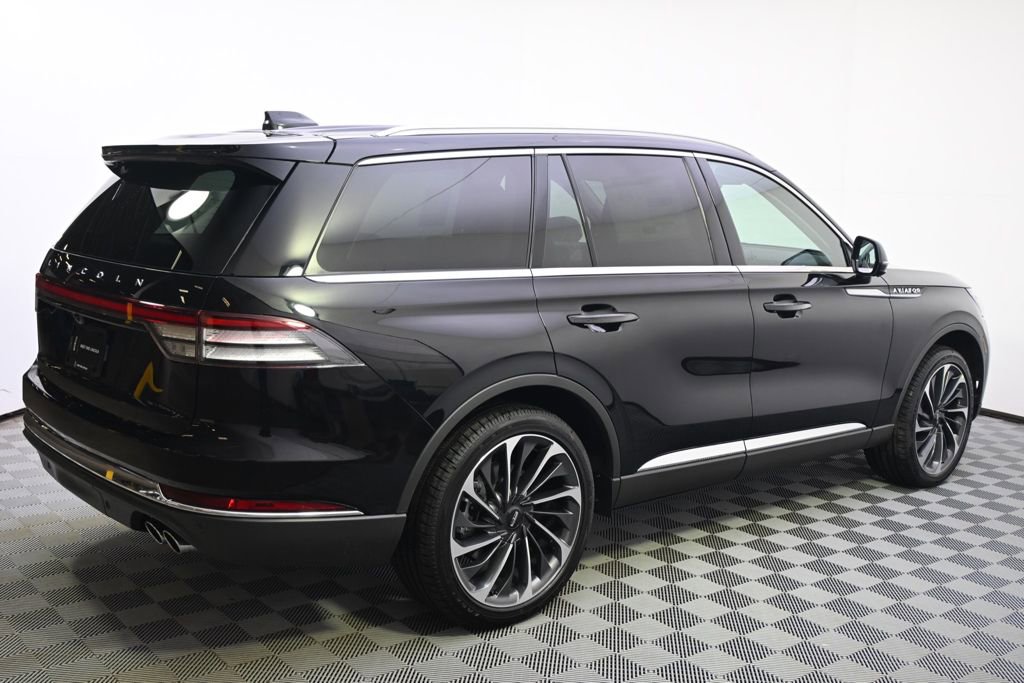 New 2026 Lincoln Aviator Reserve image 7