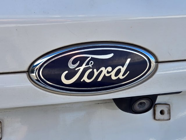 Used 2018 Ford Fiesta SE FWD image 16