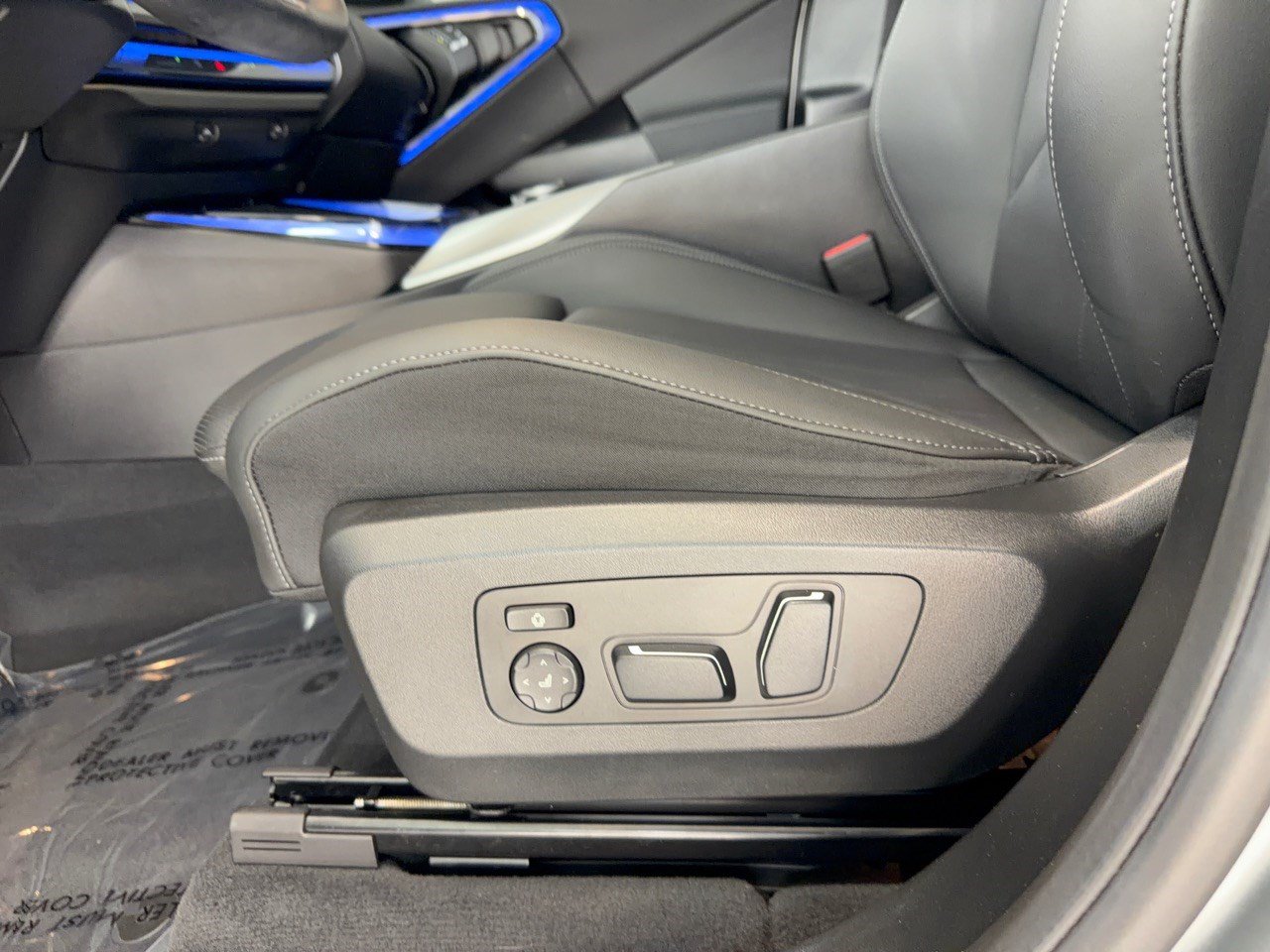 Used 2025 BMW X3 xDrive30i w/ M Sport Package AWD/4WD image 16