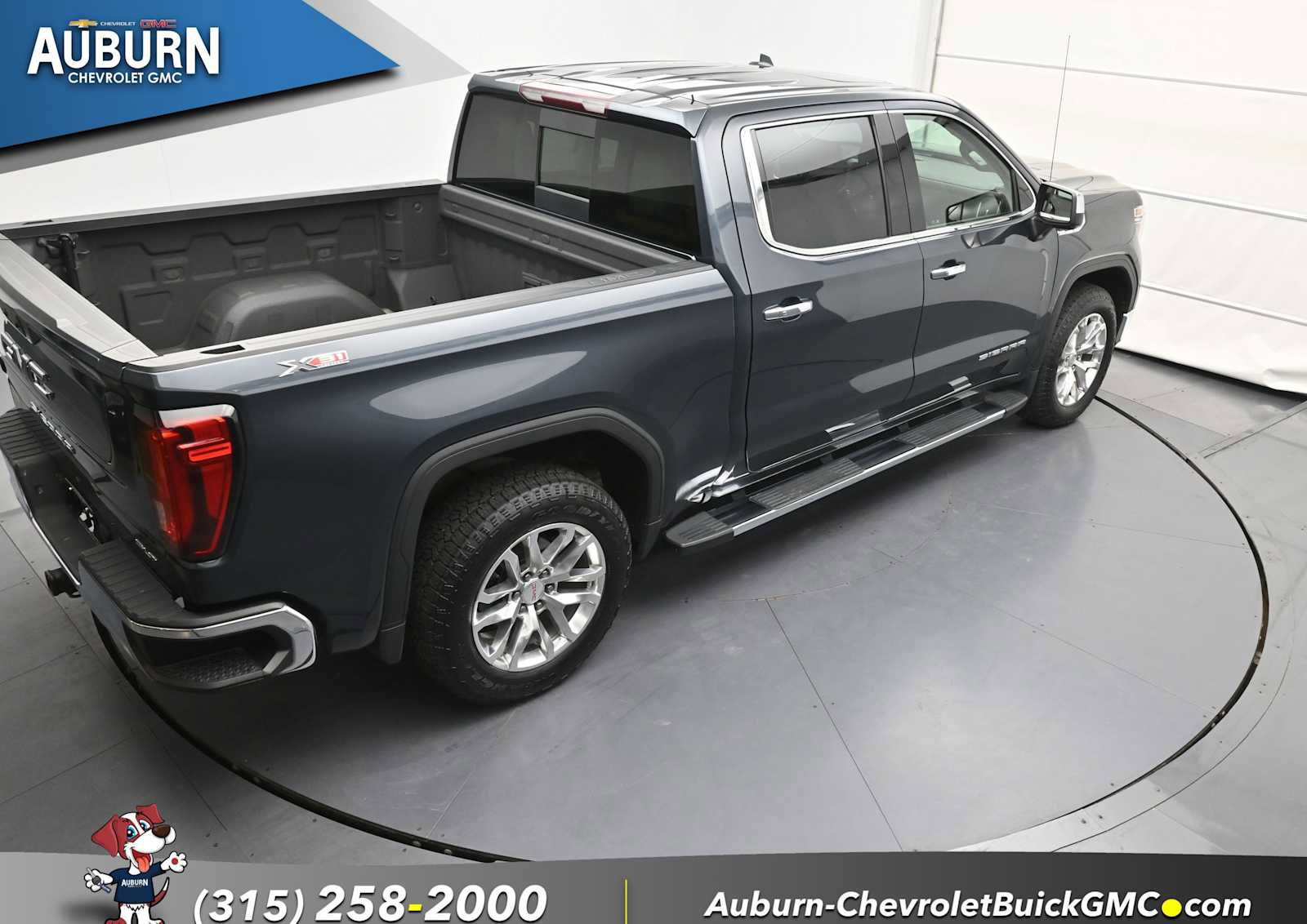 Used 2022 GMC Sierra 1500 SLT w/ SLT Premium Package image 30