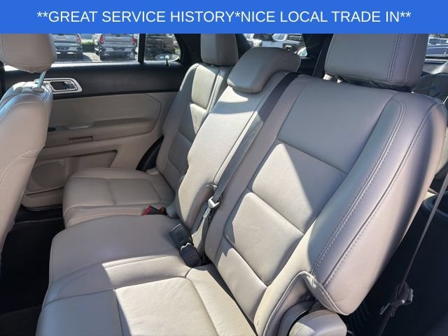 Used 2015 Ford Explorer XLT w/ Equipment Group 202B AWD/4WD image 19