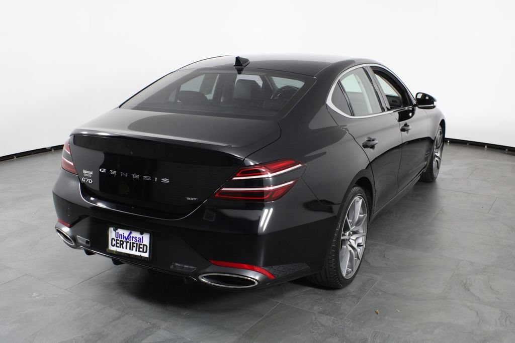 Used 2022 Genesis G70 3.3T RWD image 3