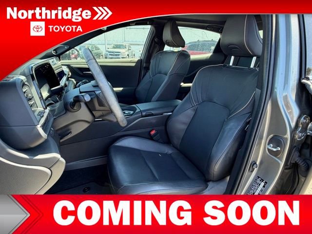 Used 2023 Toyota Crown Limited w/ Advanced Technology Package image 6