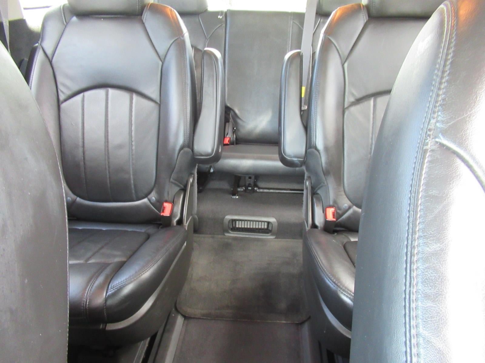 Used 2012 Buick Enclave Leather FWD image 16
