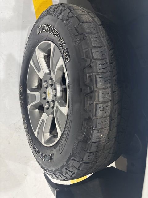 Used 2018 Chevrolet Colorado Z71 image 37