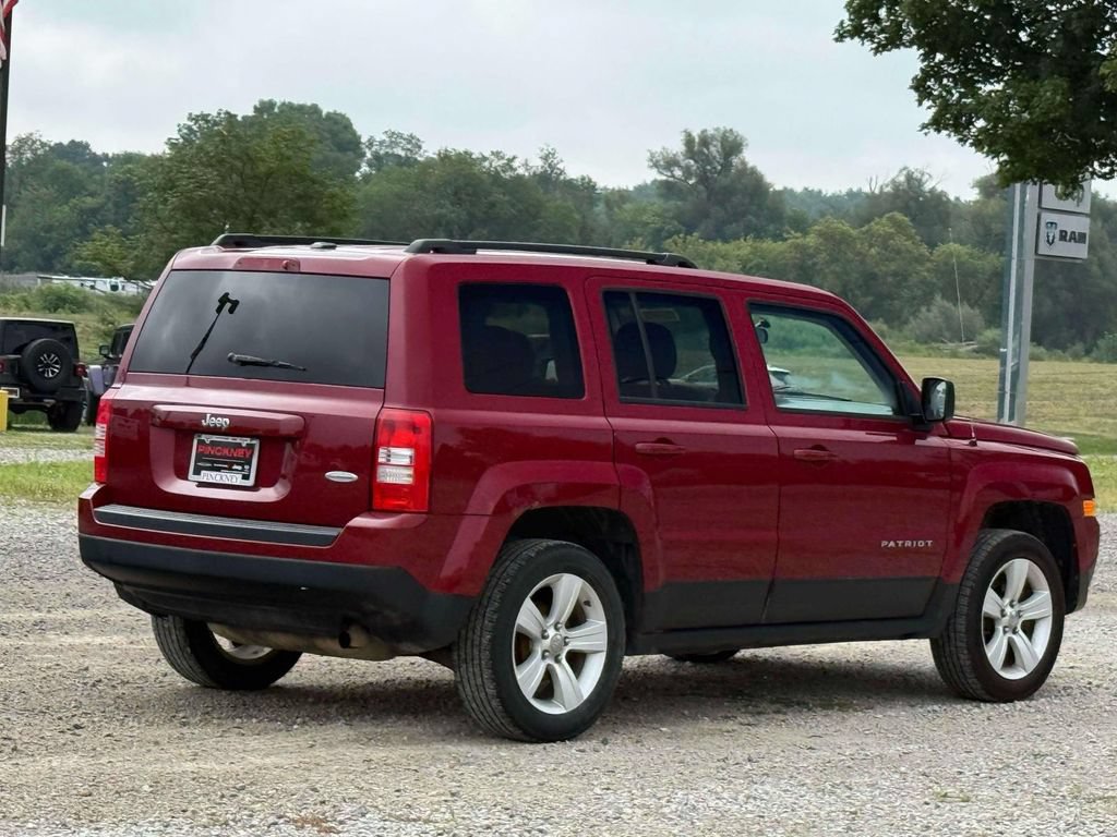 Used 2015 Jeep Patriot Latitude FWD image 7