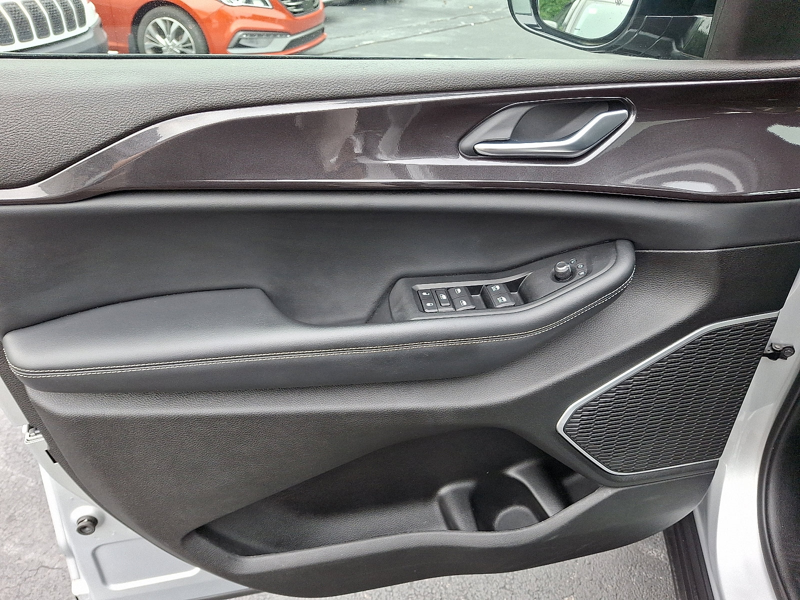 Certified 2022 Jeep Grand Cherokee L Laredo image 14