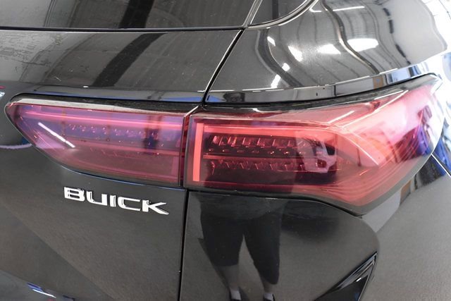 Used 2025 Buick Envision Sport Touring image 12