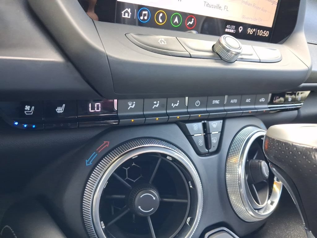 Used 2019 Chevrolet Camaro LT RWD image 33
