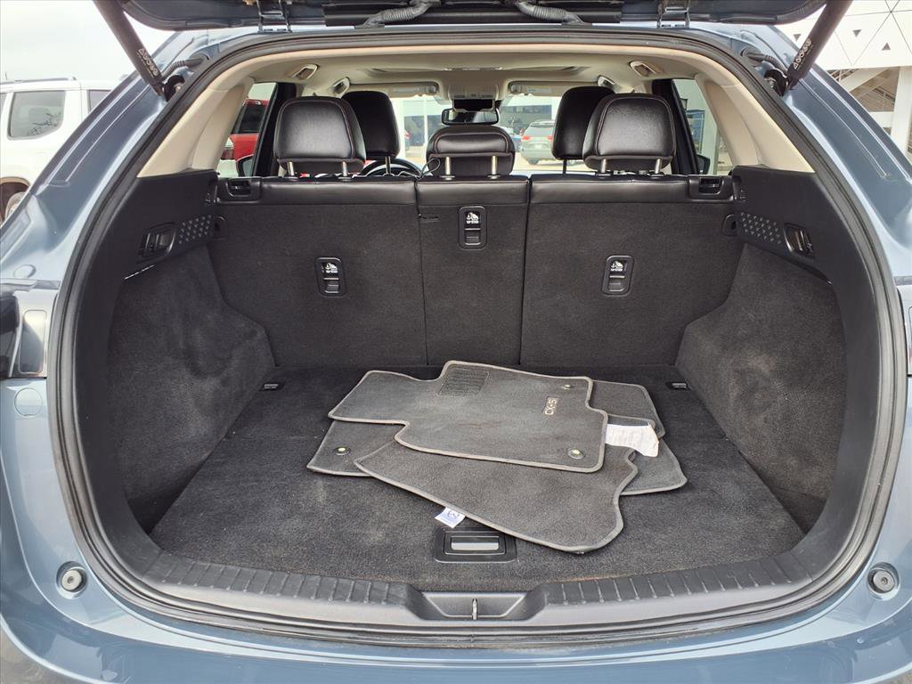 Used 2025 MAZDA CX-5 Carbon Edition image 19