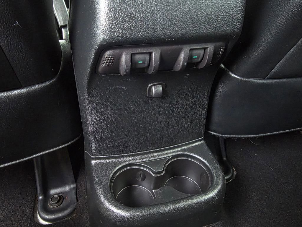 Used 2017 Jeep Wrangler Unlimited Sahara w/ Connectivity Group image 24