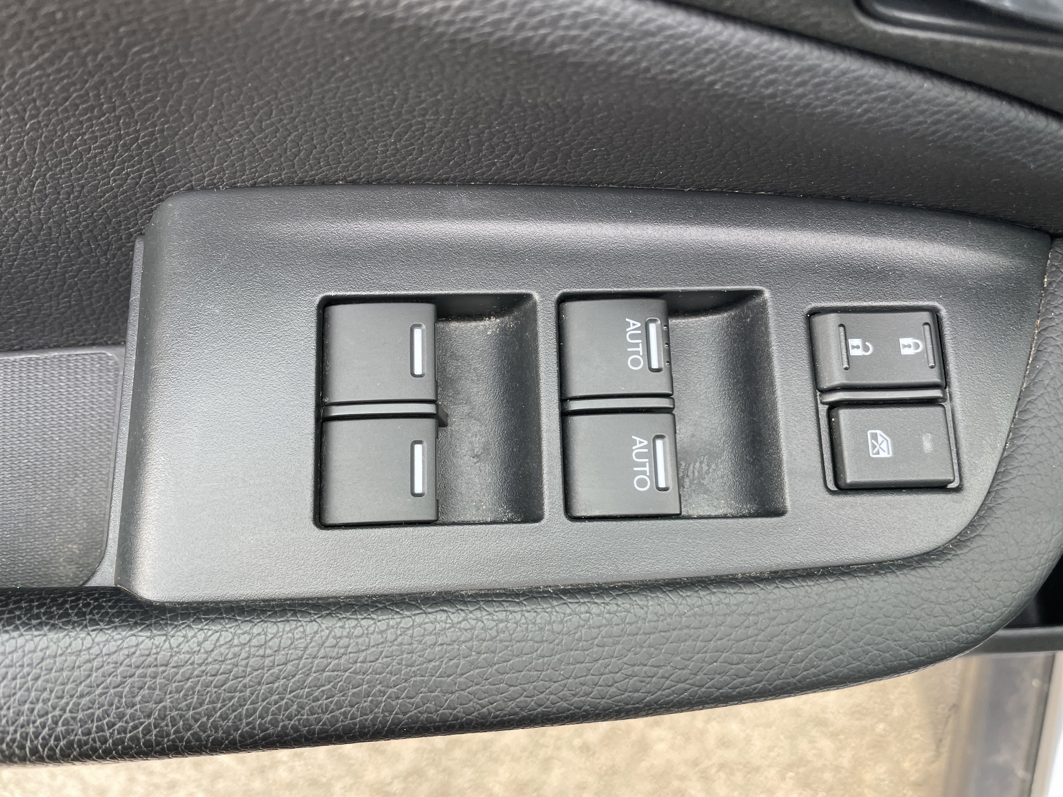 Used 2023 Honda Ridgeline Sport image 32