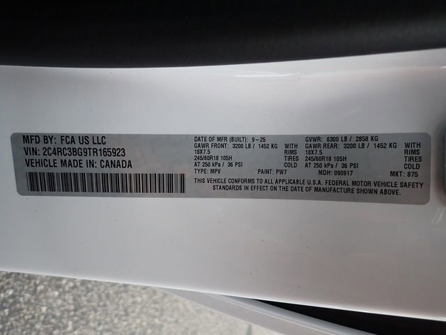 New 2026 Chrysler Pacifica Select image 17