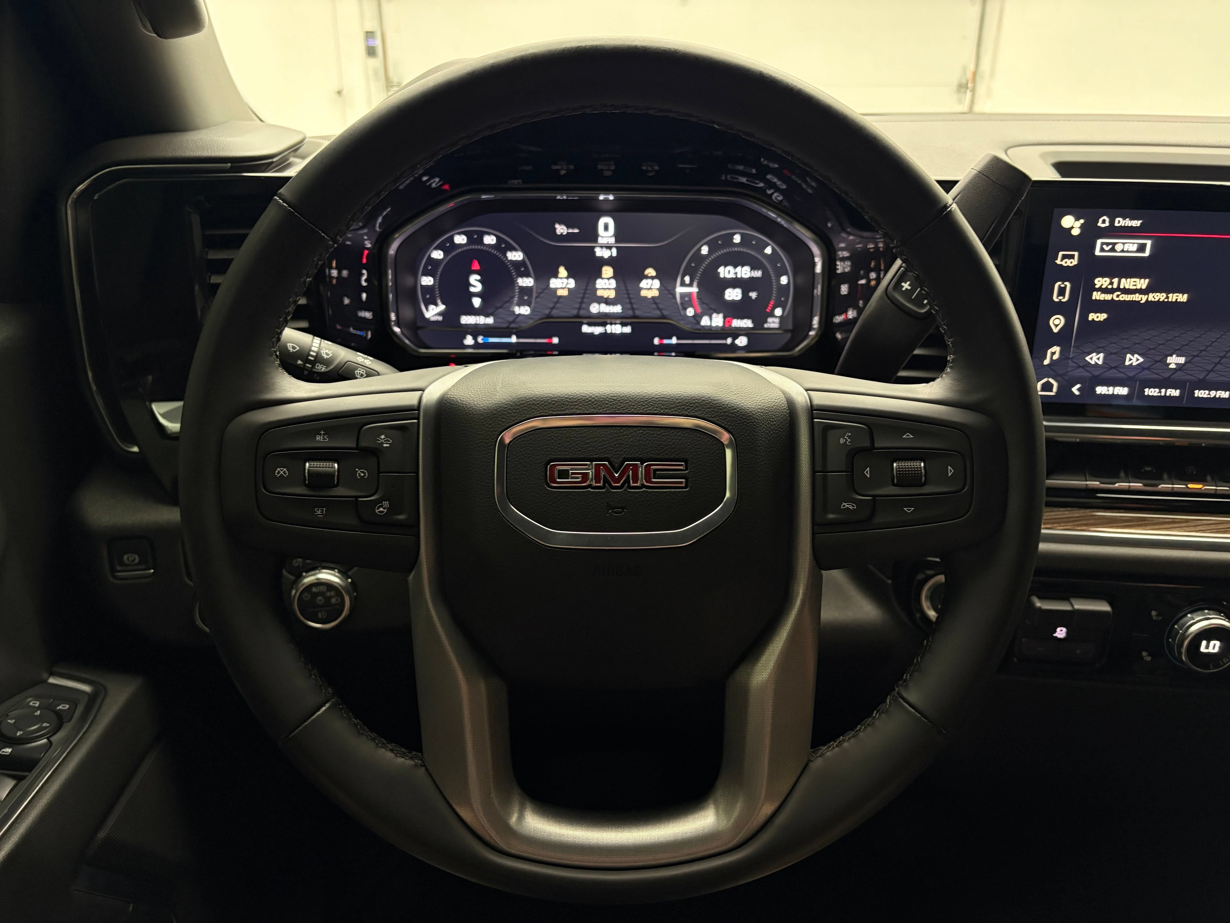 Used 2025 GMC Sierra 1500 Elevation AWD/4WD image 19