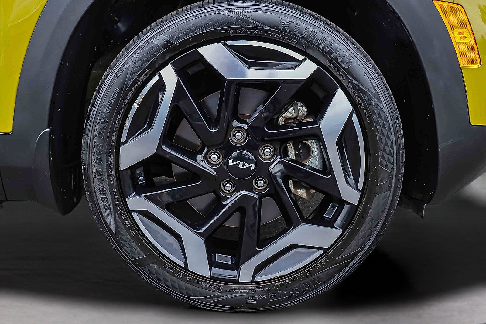 Certified 2024 Kia Seltos SX w/ SX Sunroof Package AWD/4WD image 29