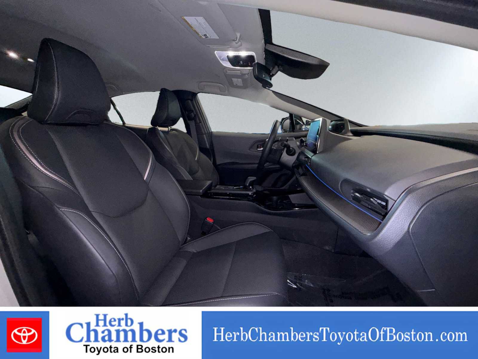 Used 2025 Toyota Prius XLE AWD/4WD image 20