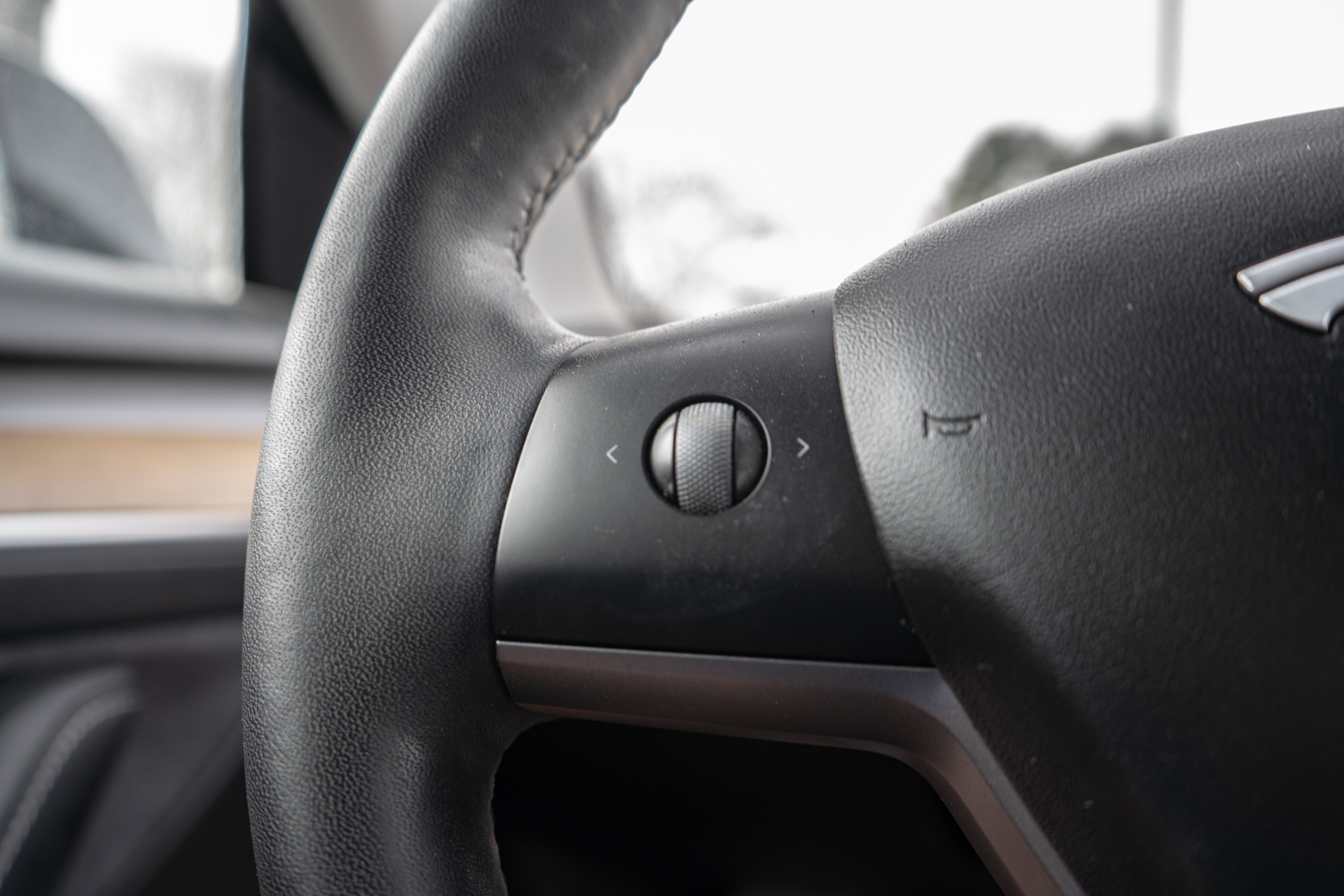 Used 2021 Tesla Model 3 Standard Range Plus image 21