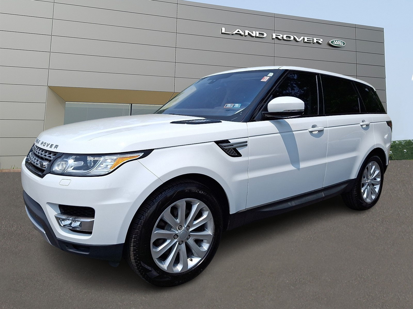 Used 2016 Land Rover Range Rover Sport HSE AWD/4WD image 1