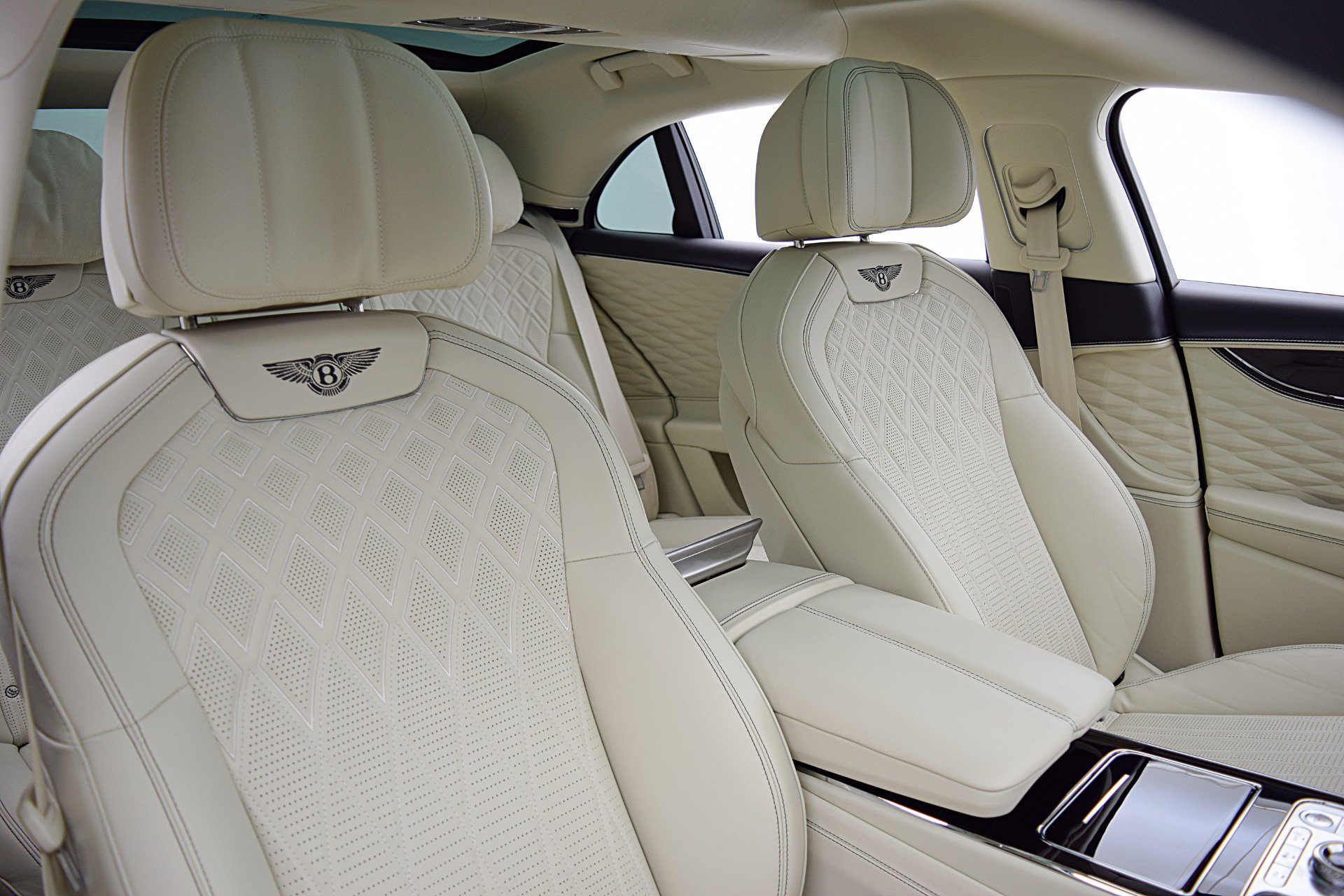 Certified 2022 Bentley Flying Spur V8 AWD/4WD image 24