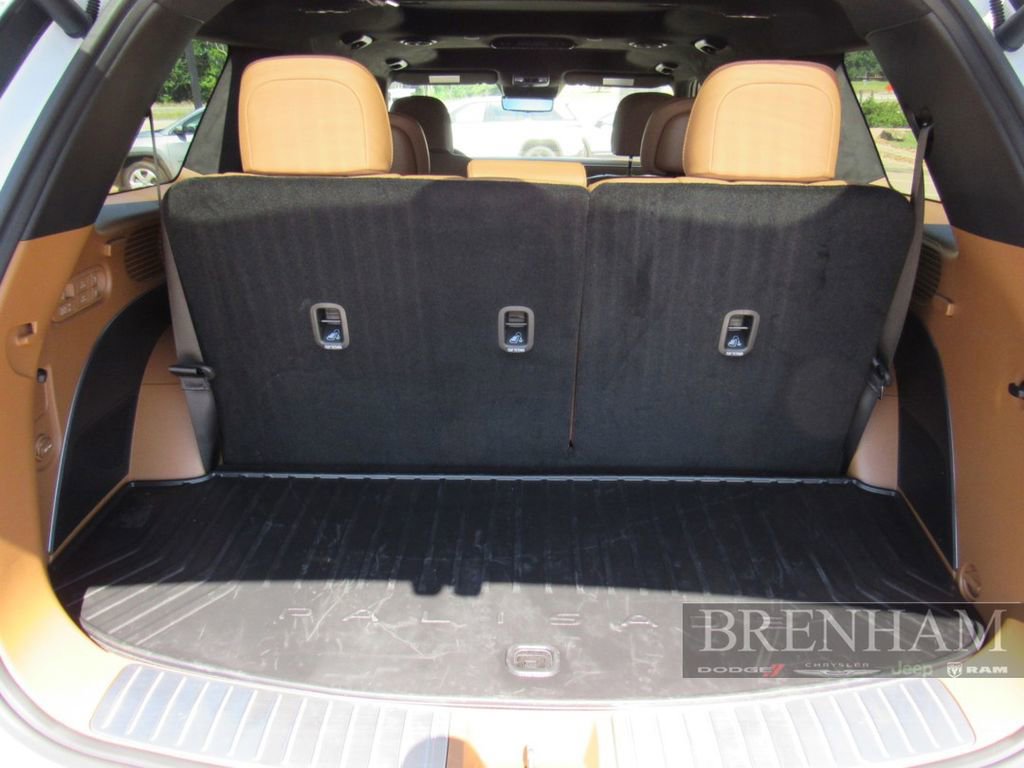Used 2026 Hyundai Palisade Calligraphy FWD image 17