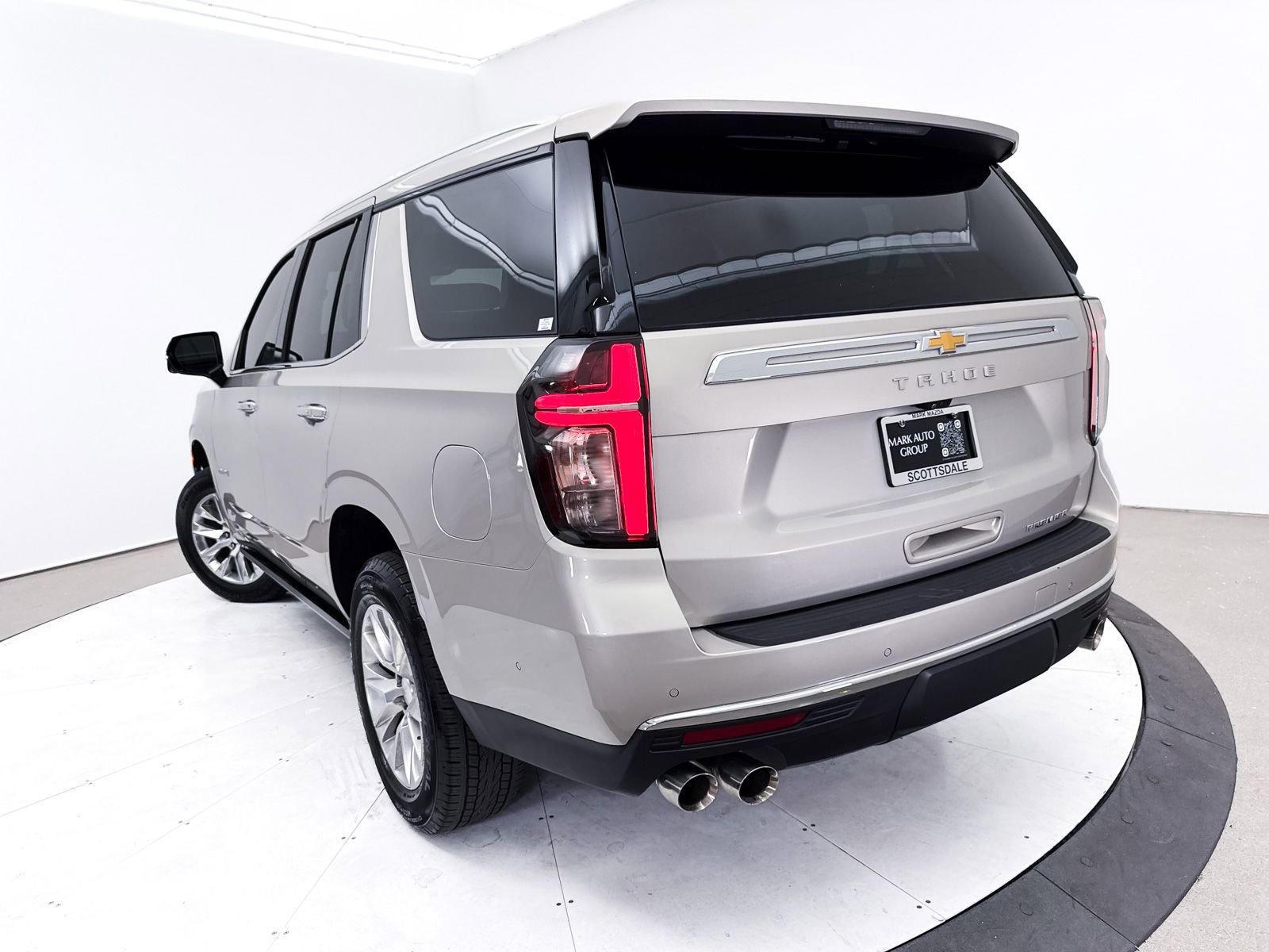 Used 2023 Chevrolet Tahoe Premier w/ Advanced Technology Package image 10