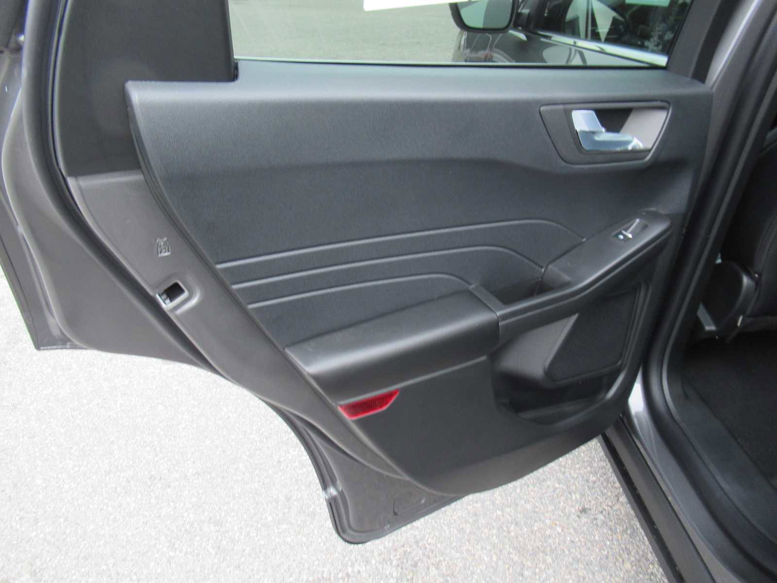 New 2026 Ford Escape SE FWD image 14