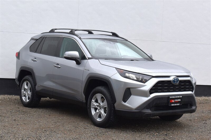 Used 2019 Toyota RAV4 LE w/ Carpet Mat Package AWD/4WD image 1