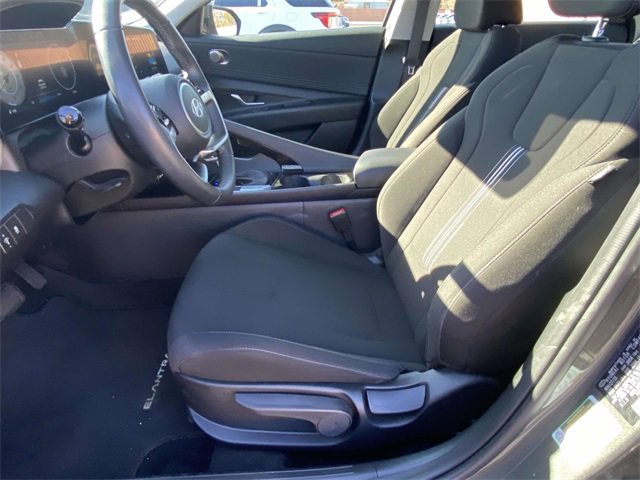 Used 2024 Hyundai Elantra SEL w/ Convenience Package image 13