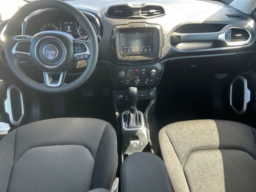 Used 2021 Jeep Renegade Sport image 10