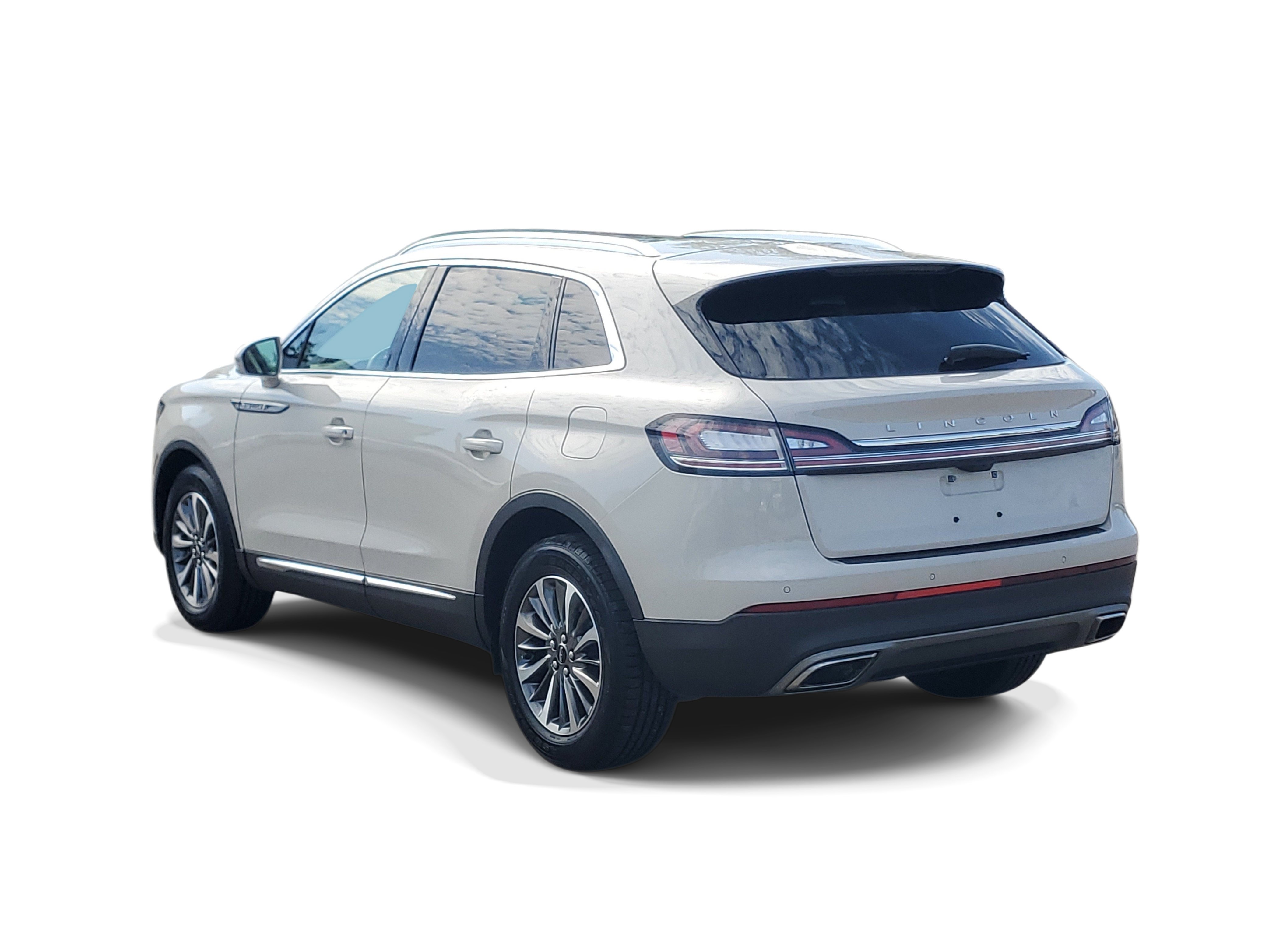 Certified 2023 Lincoln Nautilus Reserve AWD/4WD image 4