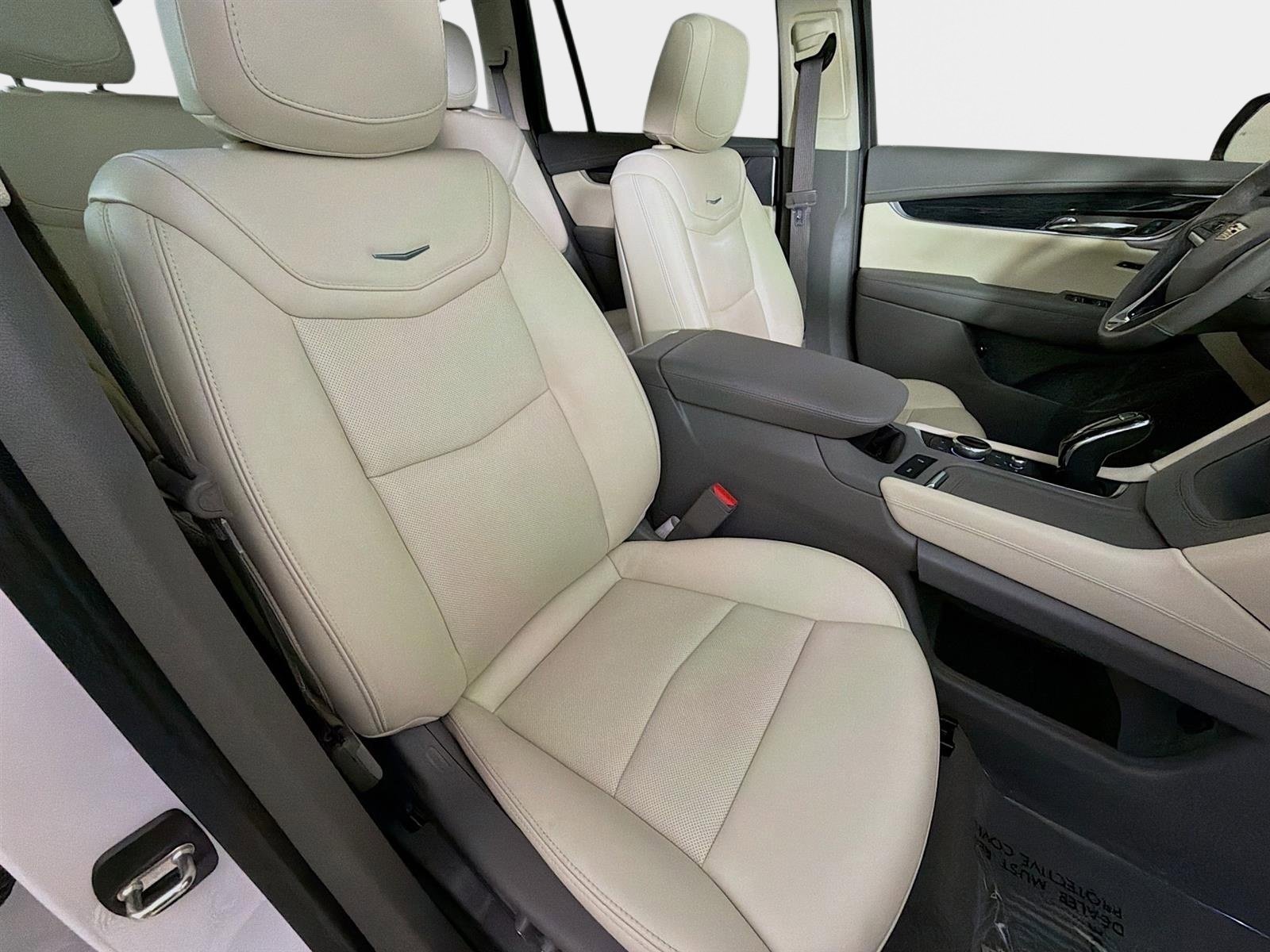 Used 2023 Cadillac XT6 Premium Luxury image 30