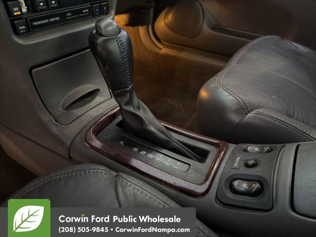 Used 2002 Buick Regal LS w/ SL Western Region Pkg image 19