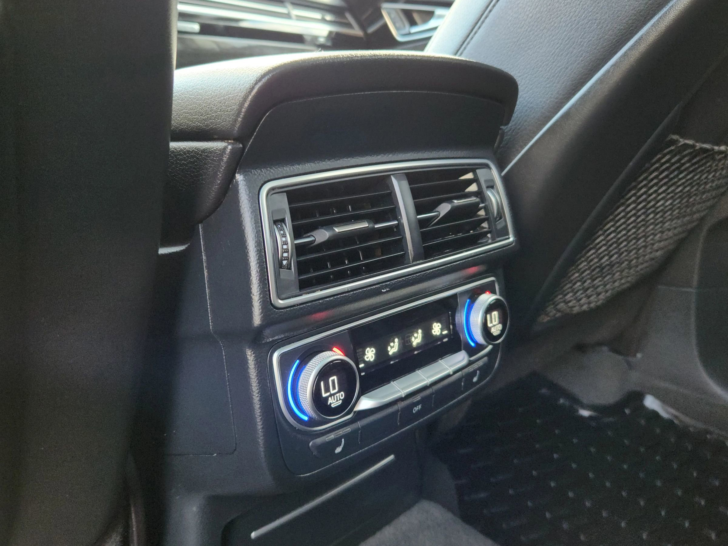 Used 2017 Audi Q7 3.0T Premium Plus image 18