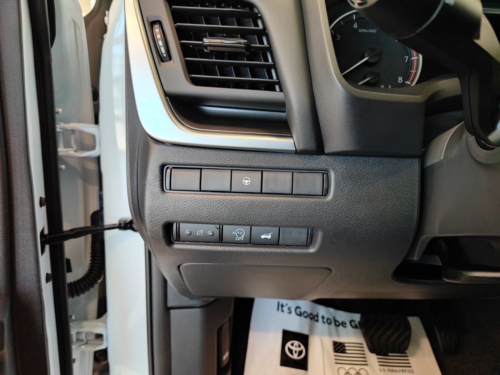New 2026 Nissan Rogue Dark Armor AWD/4WD image 21