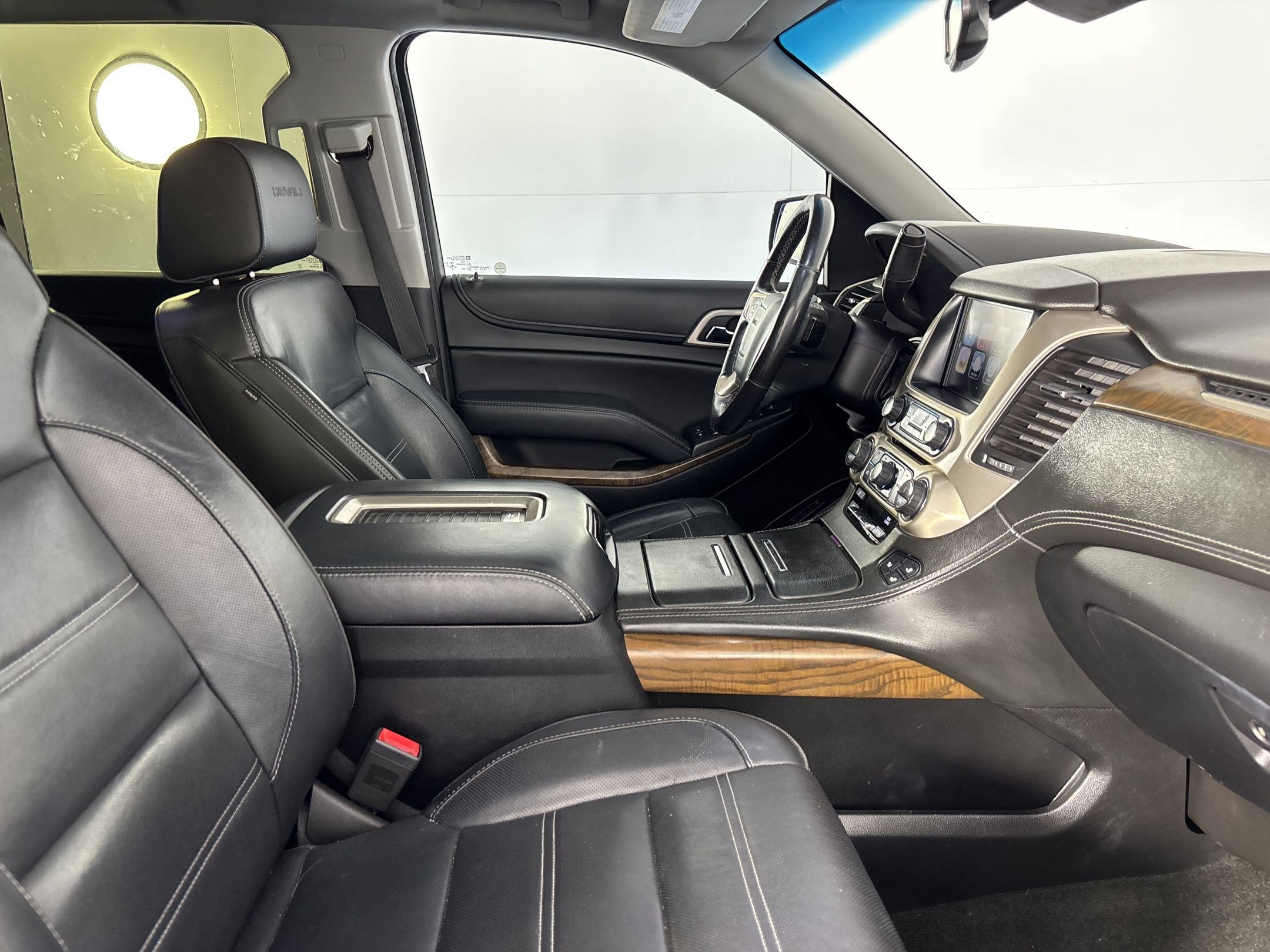 Used 2018 GMC Yukon Denali w/ Denali Ultimate Package RWD image 26