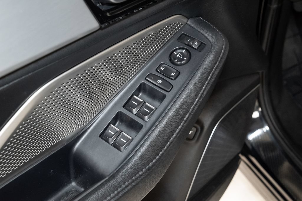 Used 2024 Acura MDX SH-AWD image 10