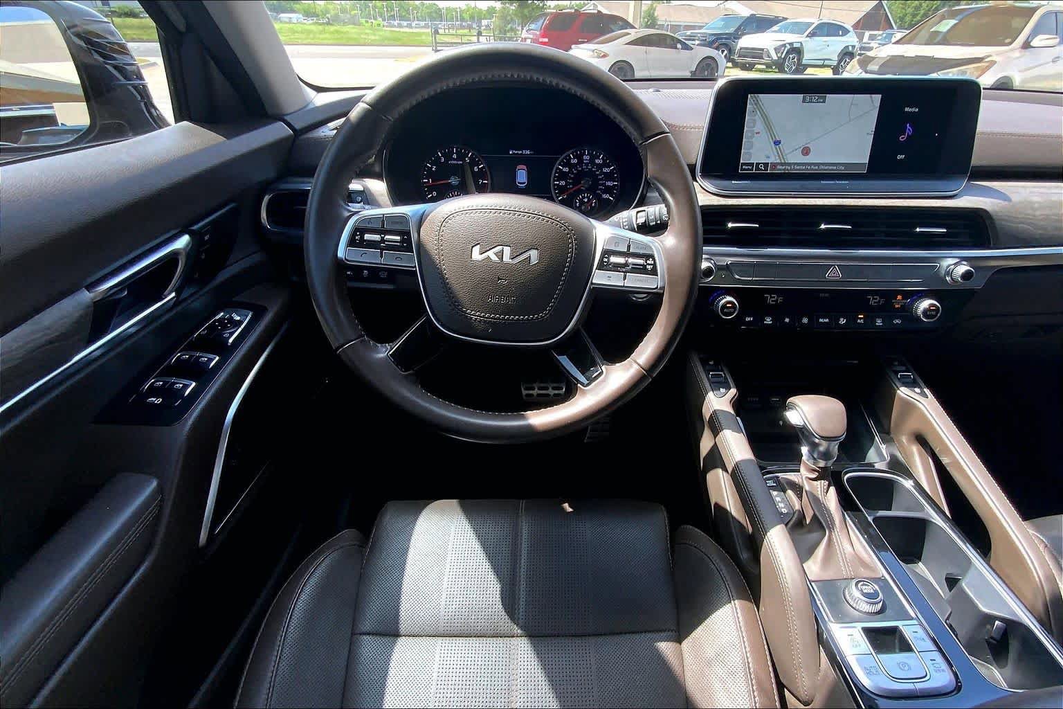 Used 2022 Kia Telluride SX FWD image 6